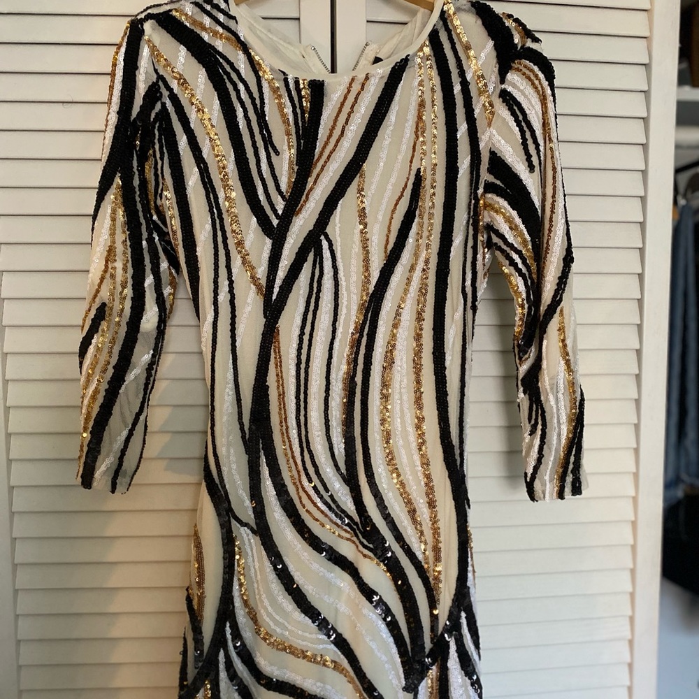 Whit gold and black sequence mini dress
